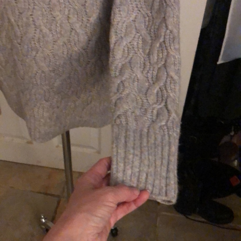 WHBM sweater - Picture 3 of 7